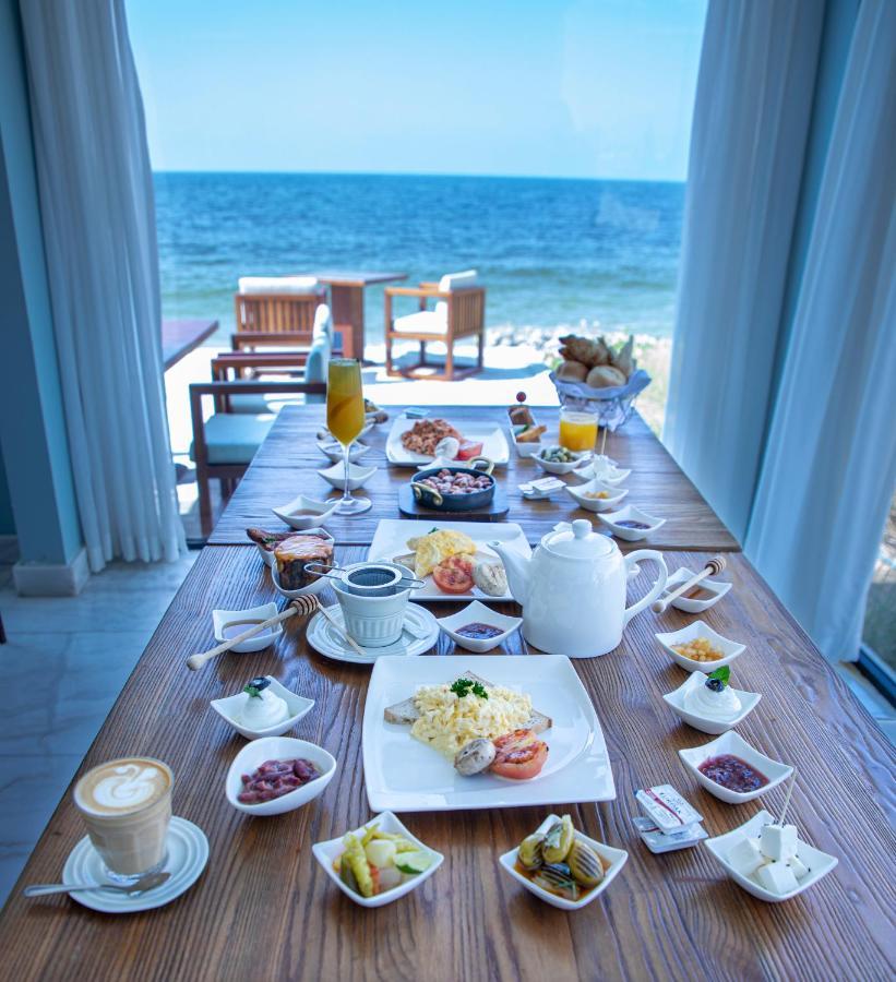 Caravana Beach Resort Al Zorah Ajman Exteriör bild
