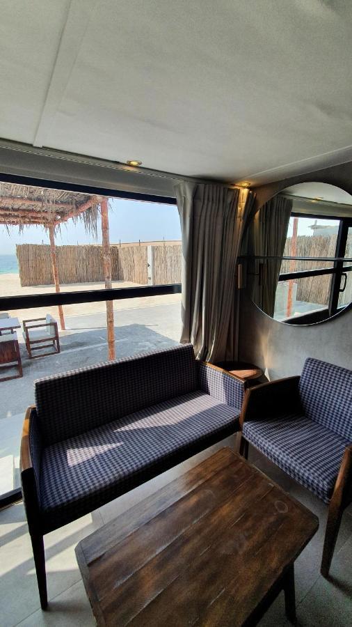 Caravana Beach Resort Al Zorah Ajman Exteriör bild